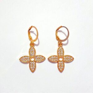 Clover Dangle Earrings Goldtone and Rhinestones
